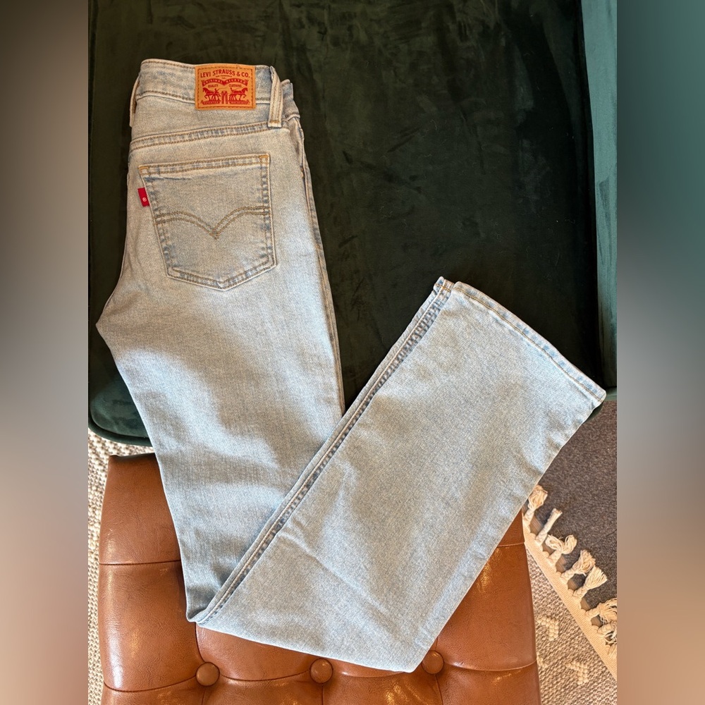Women’s Levi's Light Wash Denim Pants size 24